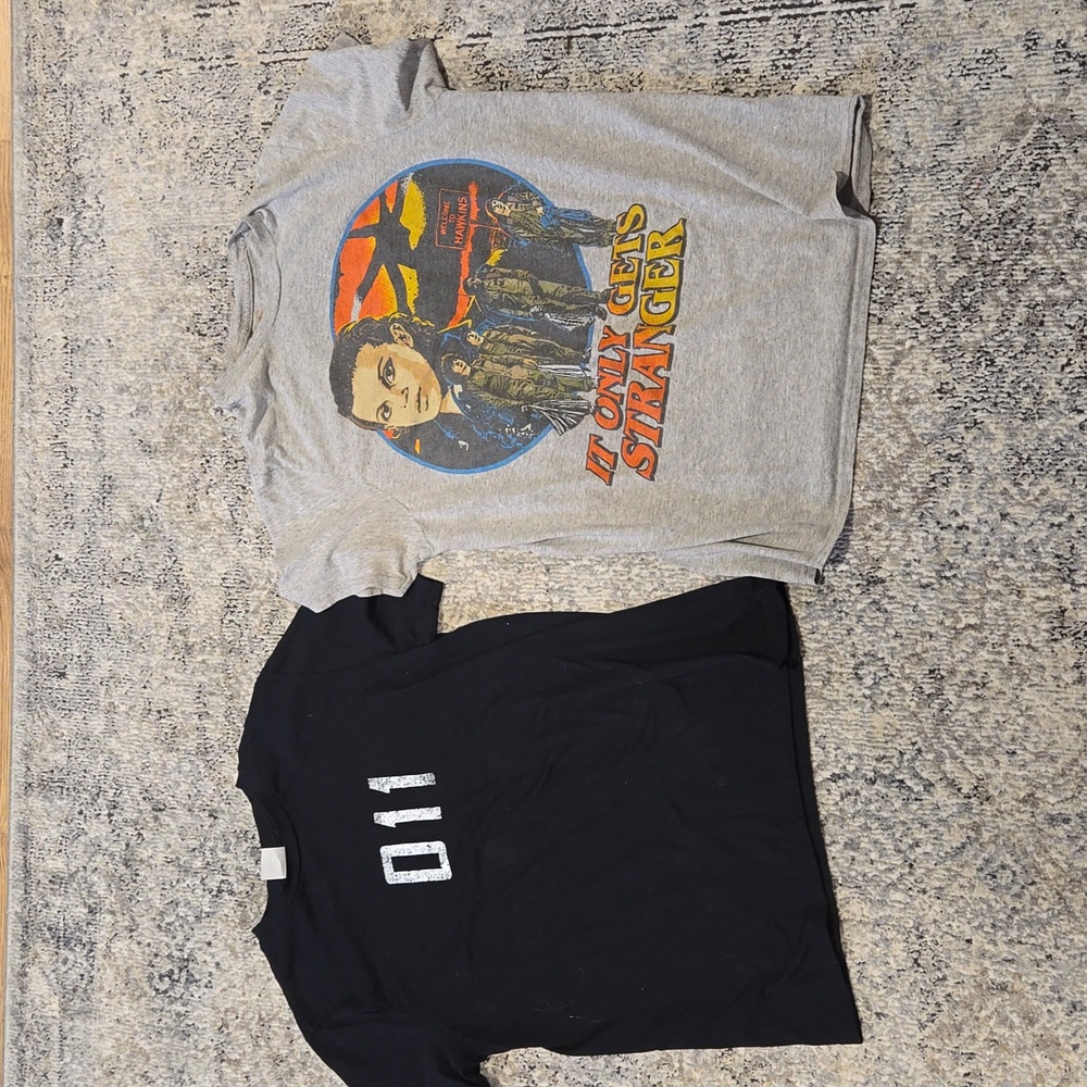 Bundle of 2 stranger things tees